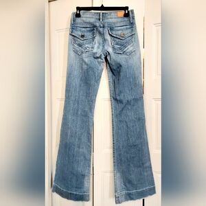 GOLDSIGN BEAUTIFUL "SUNSET" STRETCH LIGHT BLUE JEANS 25 x 34" Long